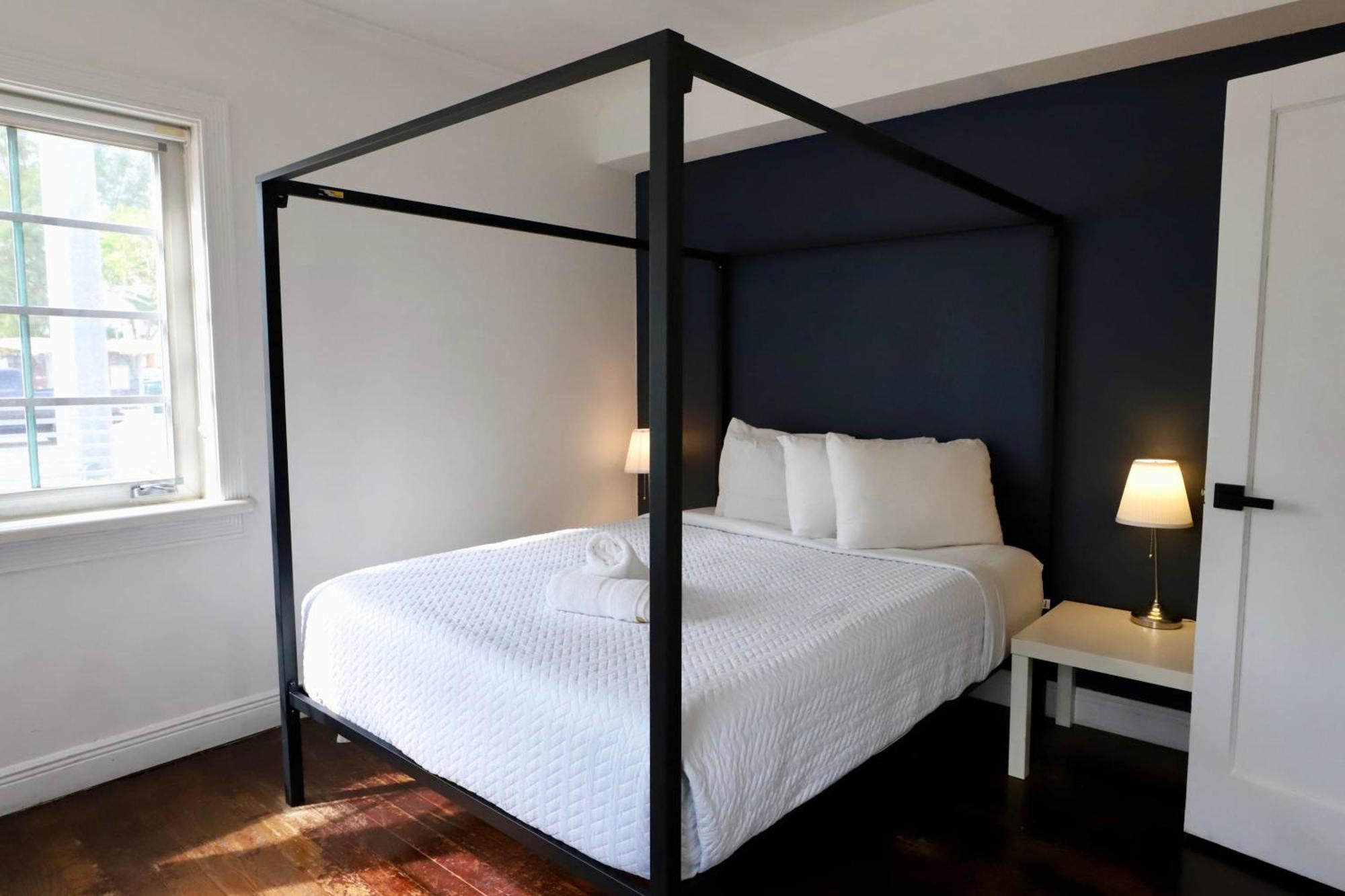 South Beach Free Parking Family & Pet Friendly Walk To Beach & Bay Miami Beach Exterior photo